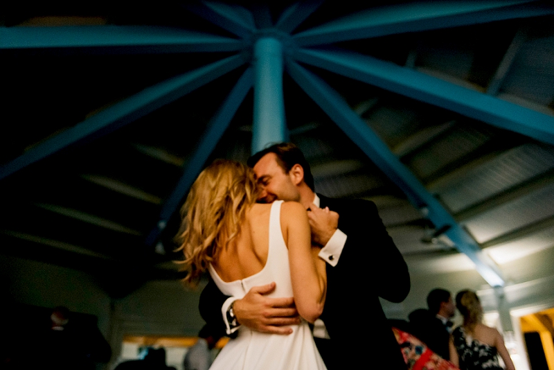 112-fotografo-matrimonio-costa-smeralda-primo-ballo-sposi